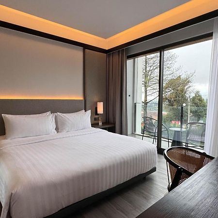 Grand Aston Puncak Hotel & Resort Ciseureuh Exterior foto