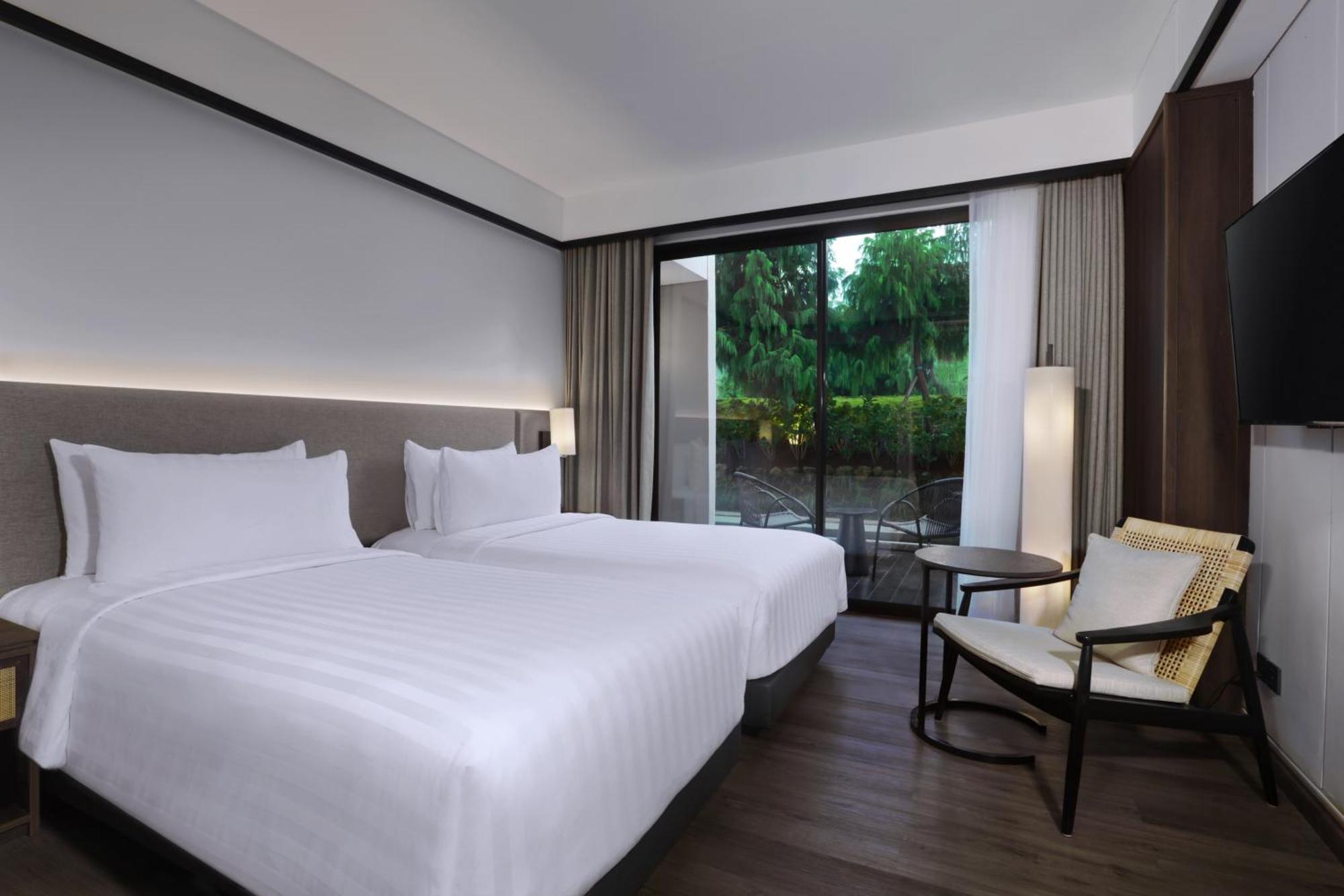 Grand Aston Puncak Hotel & Resort Ciseureuh Exterior foto