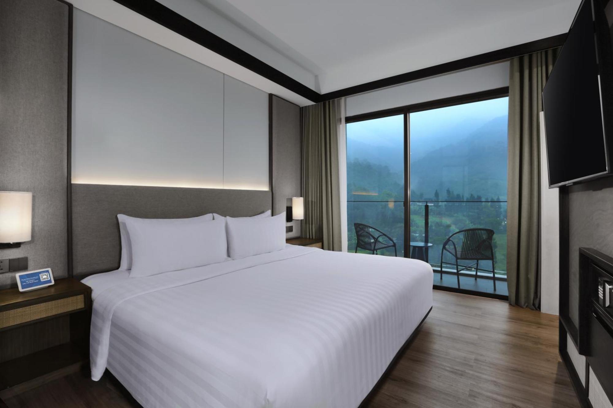 Grand Aston Puncak Hotel & Resort Ciseureuh Exterior foto