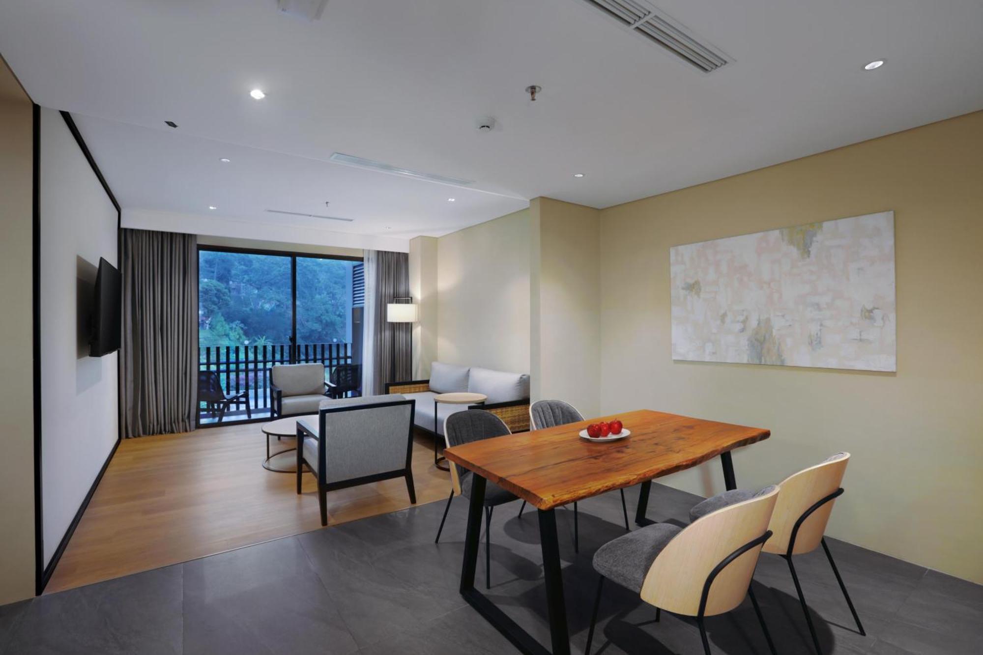 Grand Aston Puncak Hotel & Resort Ciseureuh Exterior foto