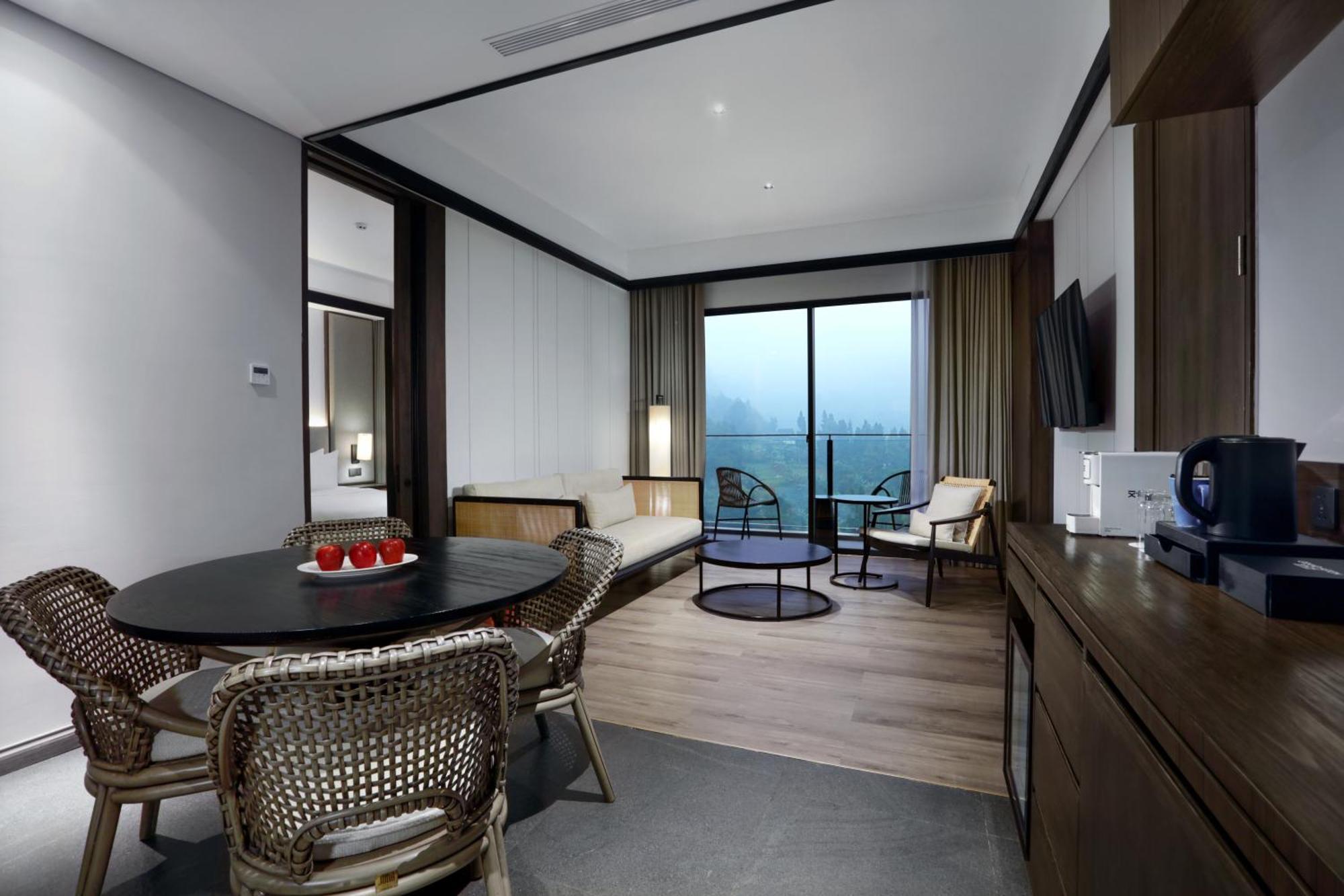 Grand Aston Puncak Hotel & Resort Ciseureuh Exterior foto